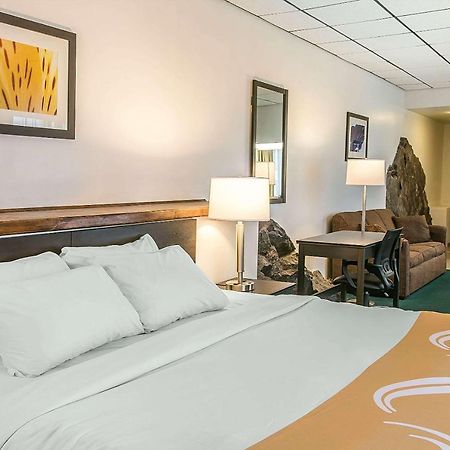 Quality Inn & Suites Houghton Esterno foto