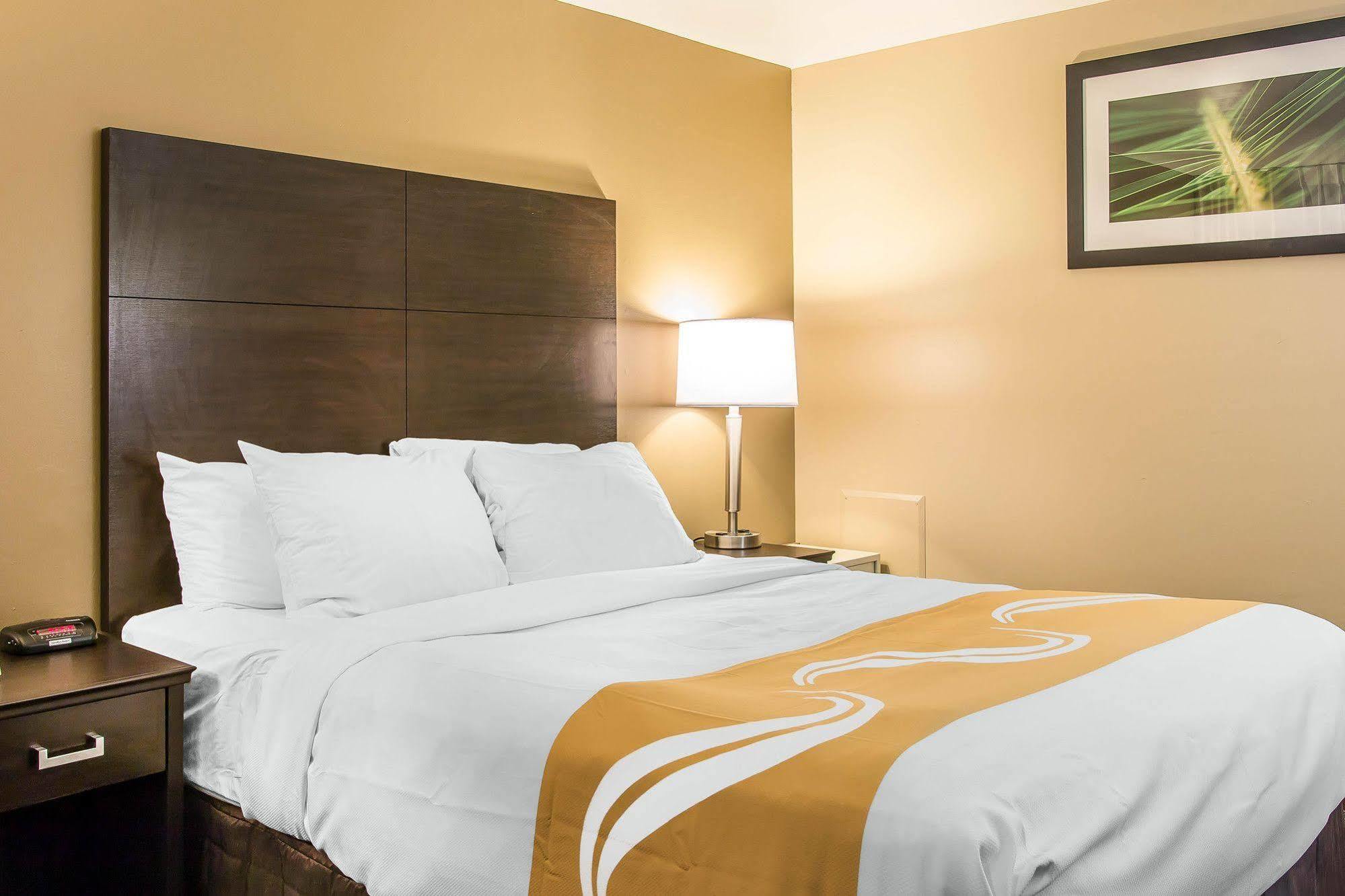 Quality Inn & Suites Houghton Esterno foto
